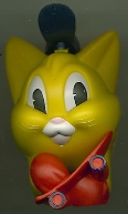 Chat jaune skate rouge 2.jpg (15024 octets)